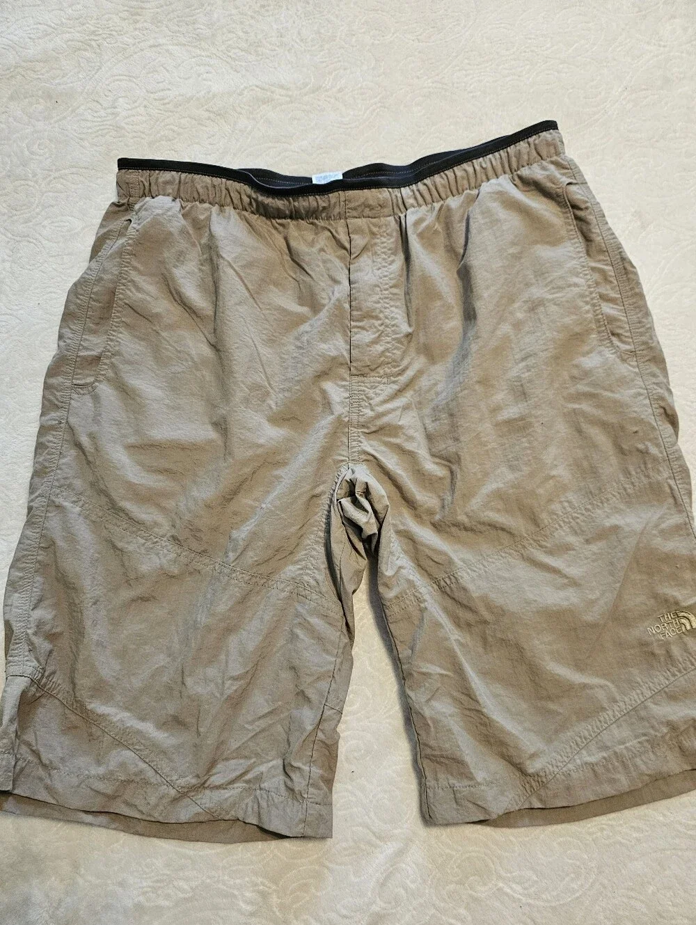 The North Face Men’s Large Hiking Shorts Khaki Tan Nylon Stow Pocket Packable L